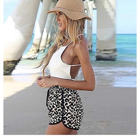 Kafeimali Pants - NWOT Leopard Print Shorts